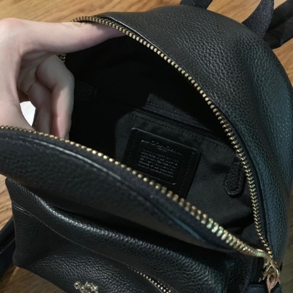 Coach mini backpack - Picture 4 of 4